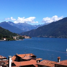 COMO LAKE VIEW